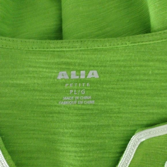 𝅺ALIA 3/4 sleeve top with ric rac stitching accent.‎ Sz. PL - Picture 8 of 8